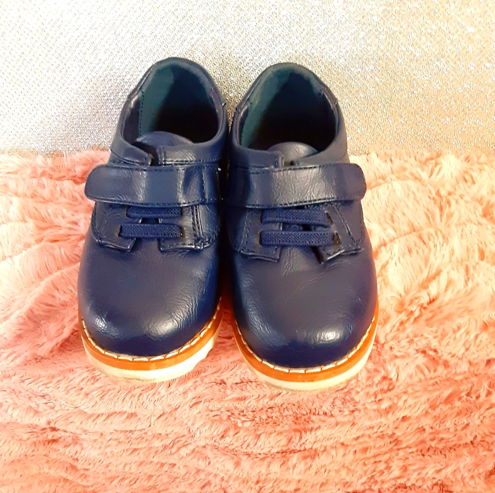 Navy Cat and Jack Shoes